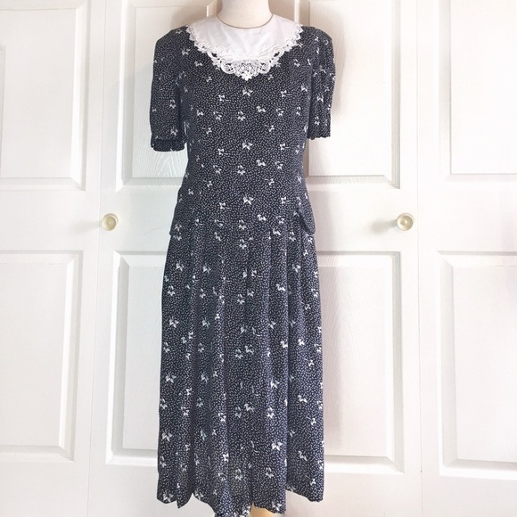 Vintage 80s Navy Cottage Core Modest Loose Fit Midi Dress - Picture 1 of 7